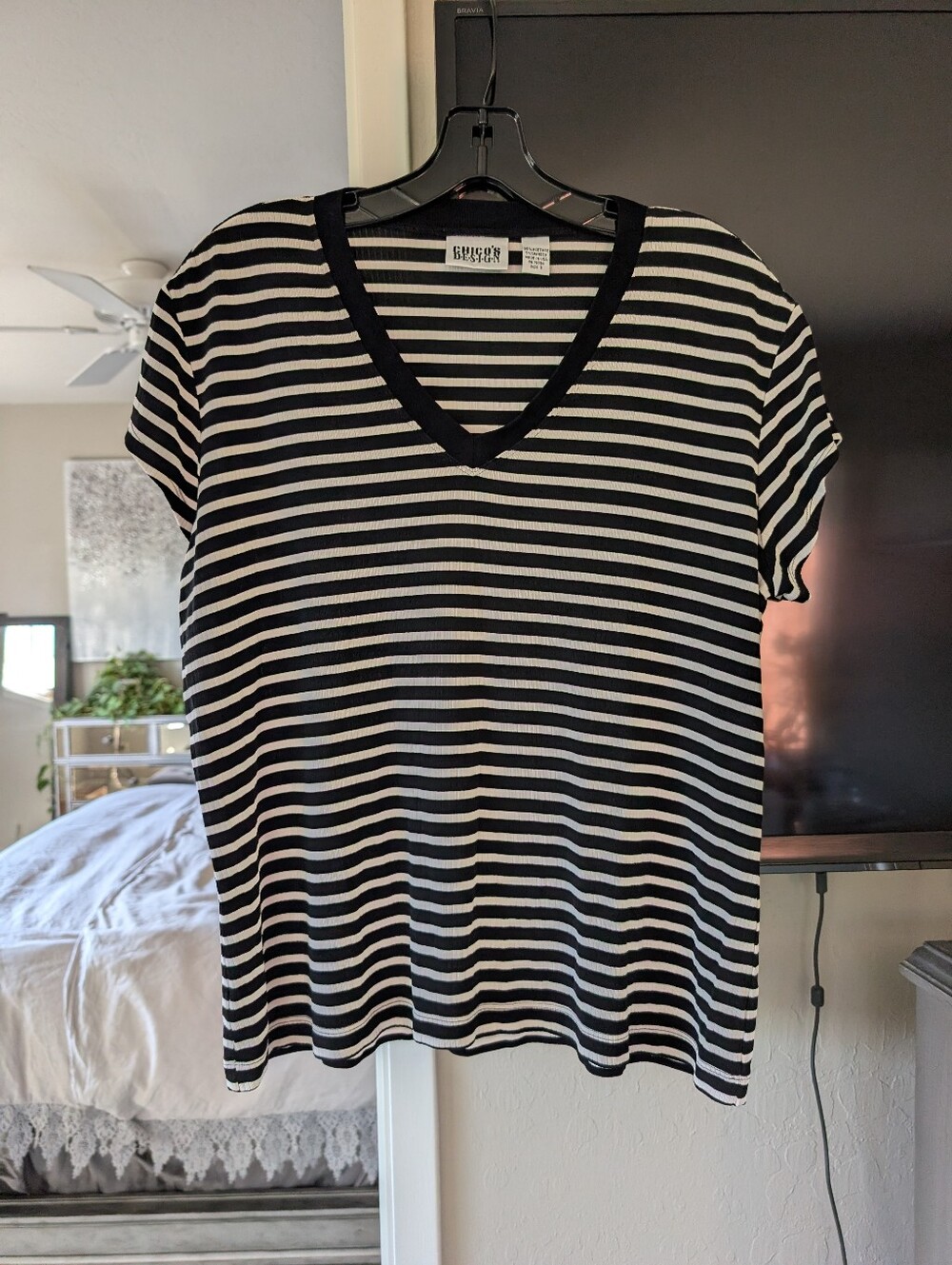 Chico’s Design Women’s Size 3 (Extra Large XL) Striped V-Neck Top Slinky